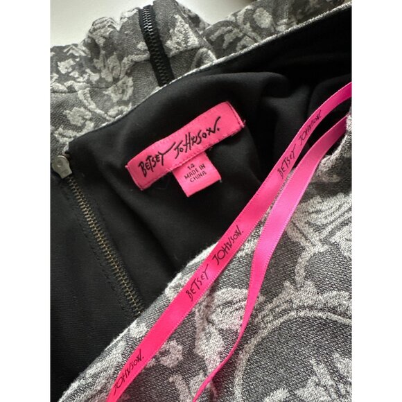 Betsey Johnson Dress Gray & White Floral Print Pleated  Cowl Neck Back Zipper 14 - Picture 7 of 8